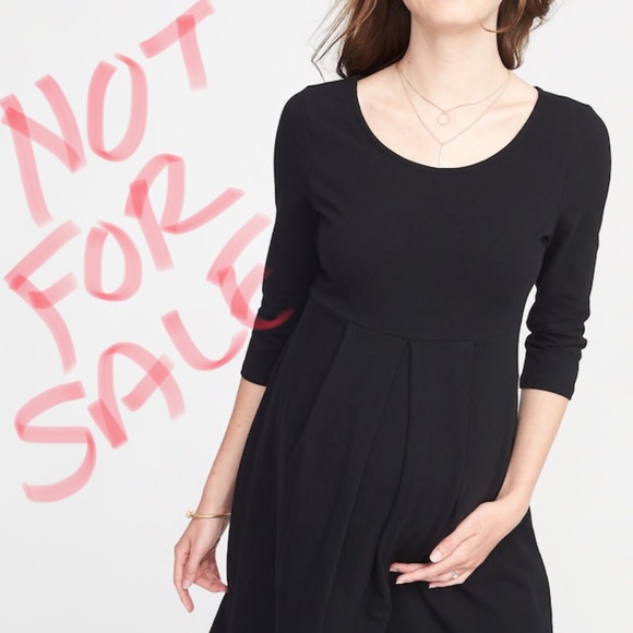 Maternity Fit & Flare Dress - Picture 3 of 4